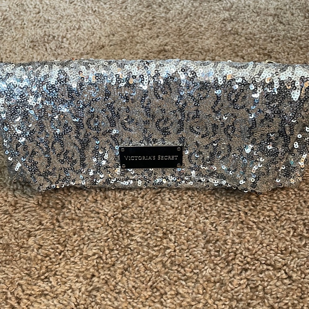 Victoria Secret Make Up/Perfume Bag